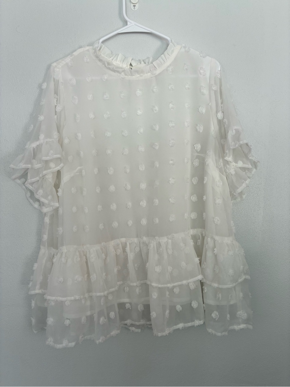 ANDREE BY UNIT White Sheer Swiss Dot Ruffle Peplum Blouse